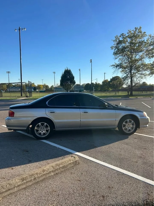 1999 Acura TL 2nd Gen - Image 8 of 19