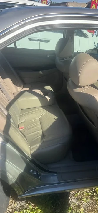 1999 Acura TL 2nd Gen - Image 8 of 11
