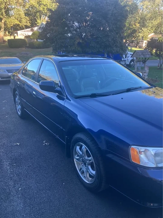 1999 Acura TL 2nd Gen - Image 2 of 16