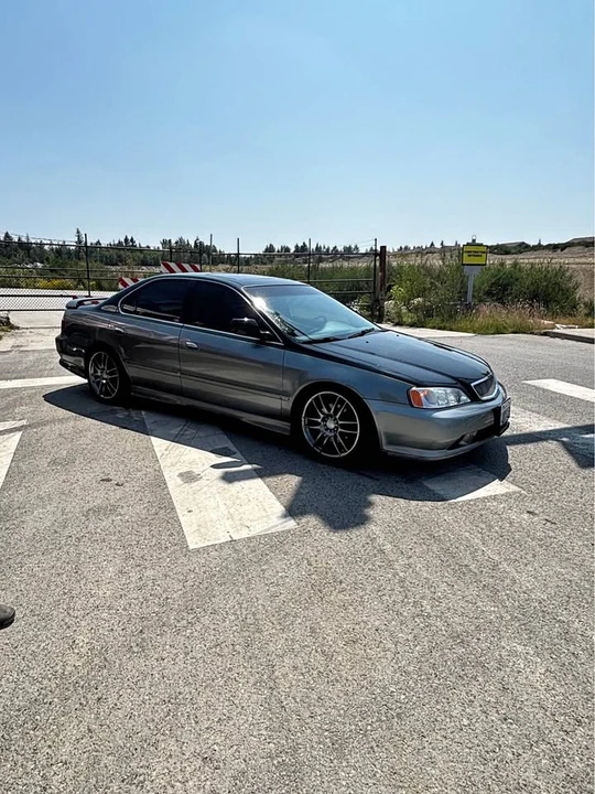 1999 Acura TL 2nd Gen - Image 2 of 7