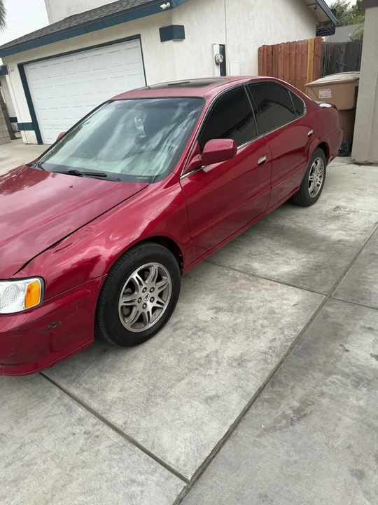1999 Acura TL 2nd Gen - Image 2 of 3