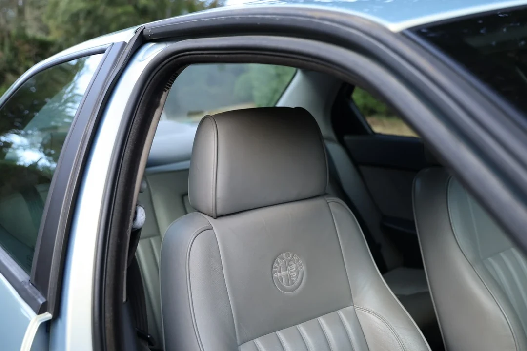 1999 Alfa Romeo 156 - Image 29 of 30