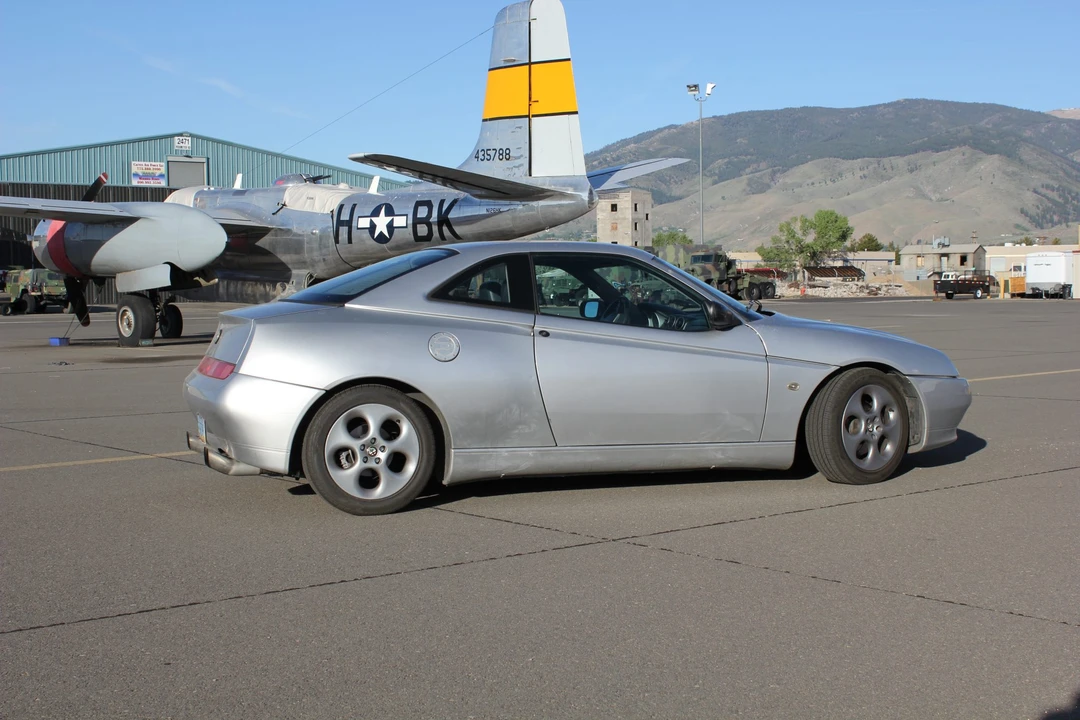 1999 Alfa Romeo 916 GTV & Spider - Image 28 of 31