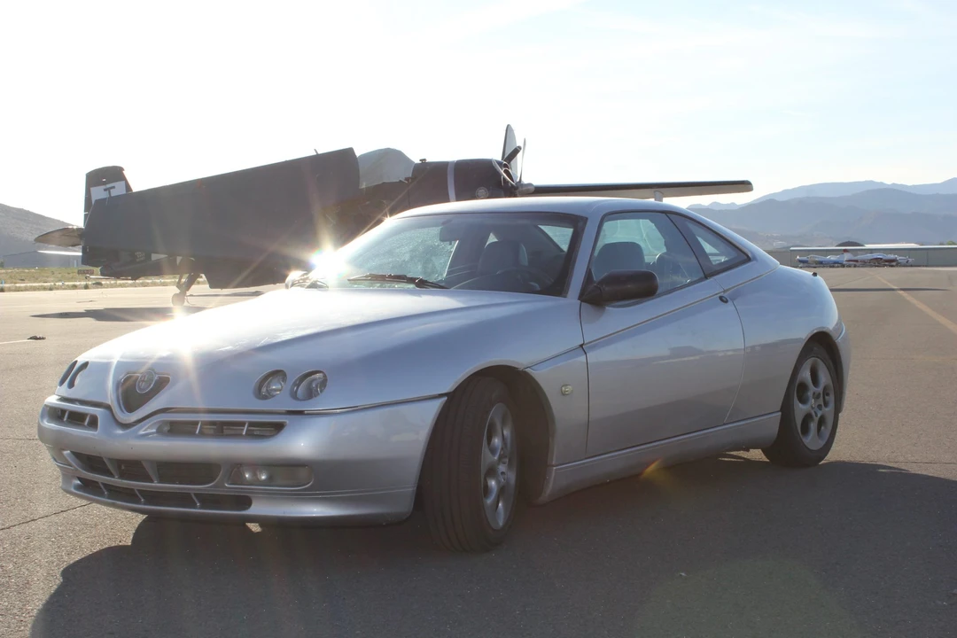 1999 Alfa Romeo 916 GTV & Spider - Image 5 of 31