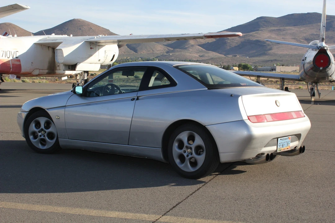 1999 Alfa Romeo 916 GTV & Spider - Image 18 of 31