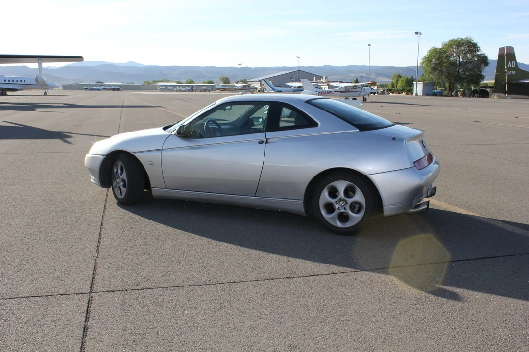 1999 Alfa Romeo 916 GTV & Spider - Image 13 of 31