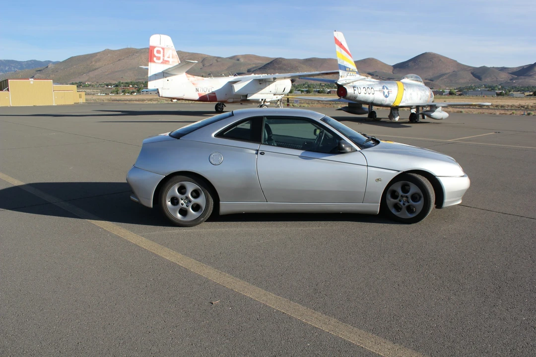 1999 Alfa Romeo 916 GTV & Spider - Image 29 of 31