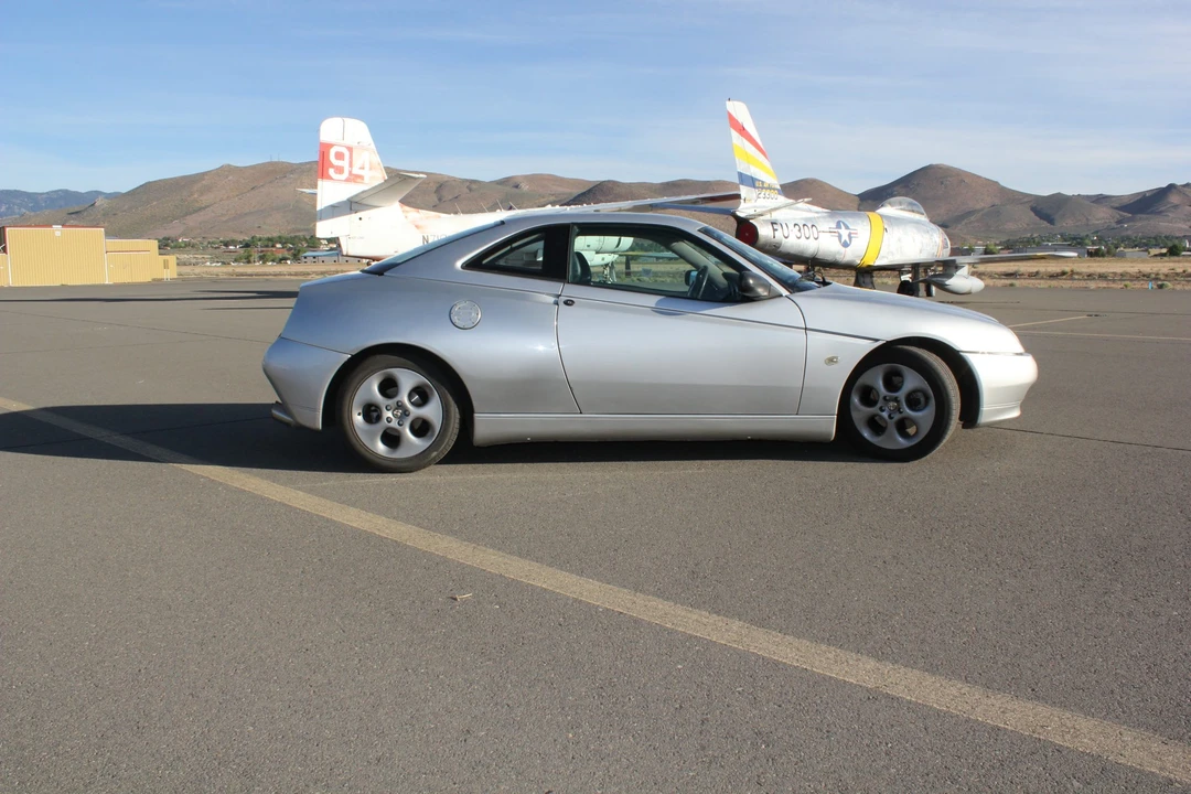 1999 Alfa Romeo 916 GTV & Spider - Image 30 of 31