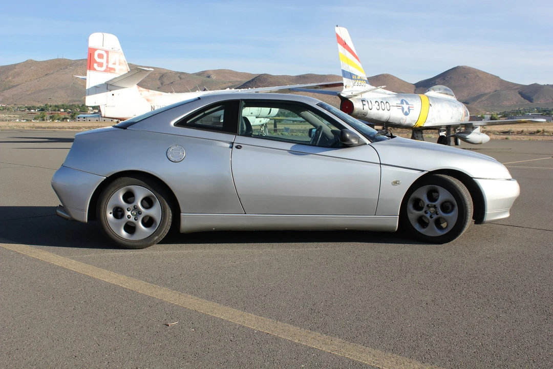 1999 Alfa Romeo 916 GTV & Spider - Image 31 of 31