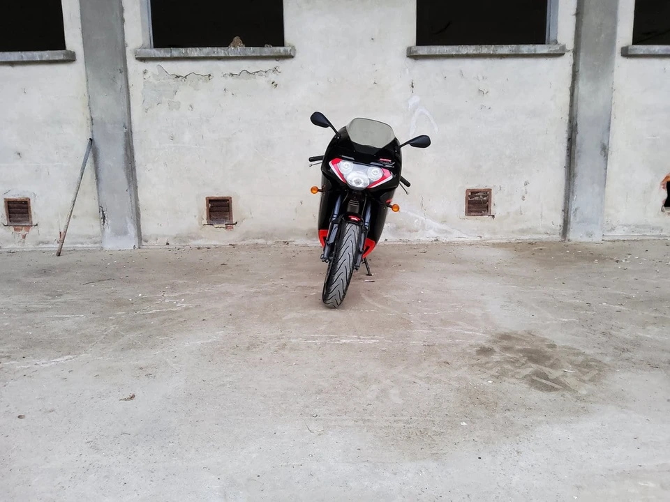 1999 Aprilia - Image 25 of 30
