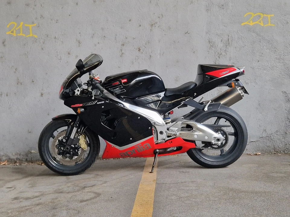 1999 Aprilia - Image 30 of 30