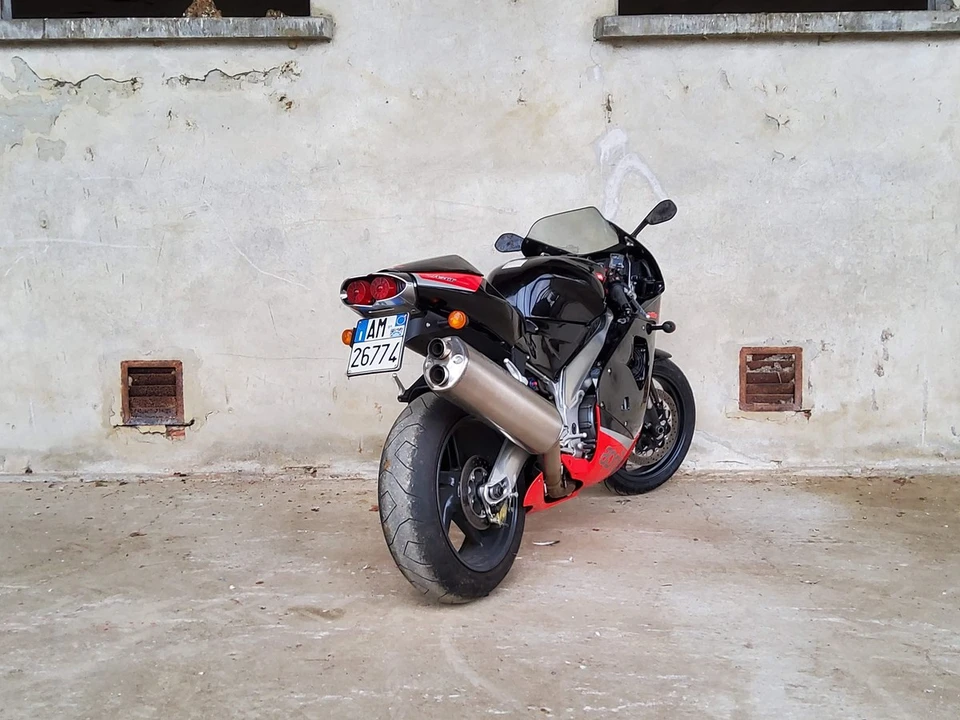 1999 Aprilia - Image 15 of 30