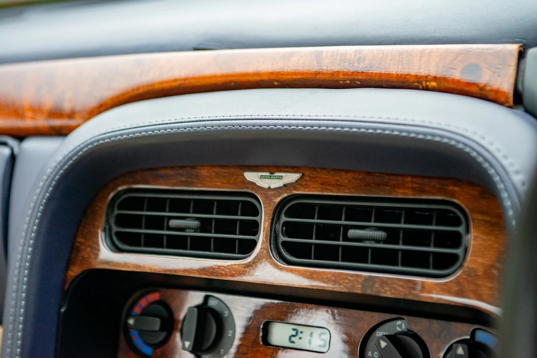 1999 Aston Martin DB7 - Image 25 of 30
