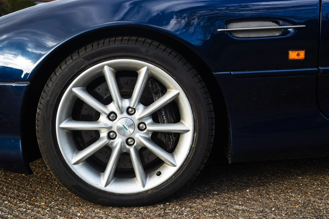 1999 Aston Martin DB7 Vantage - Image 18 of 30