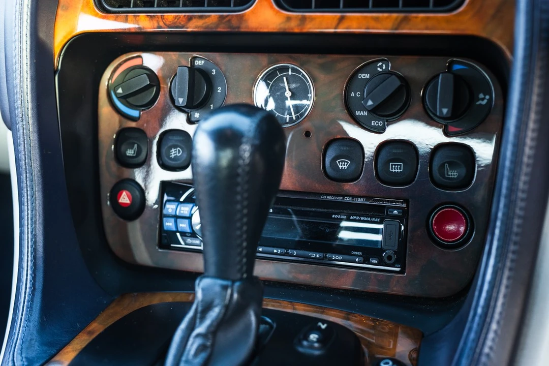 1999 Aston Martin DB7 Vantage - Image 29 of 30