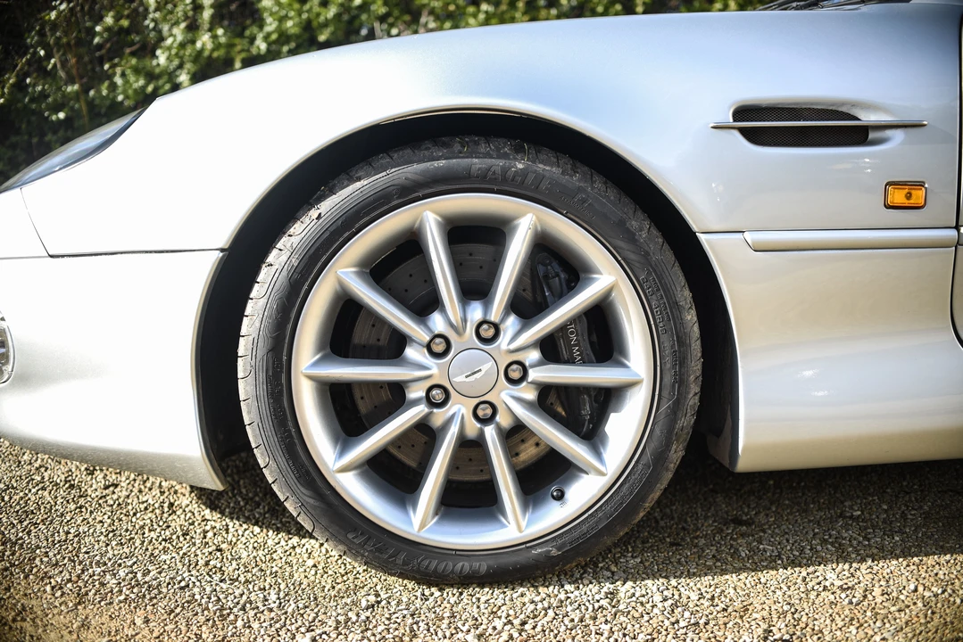 1999 Aston Martin DB7 Vantage - Image 10 of 24