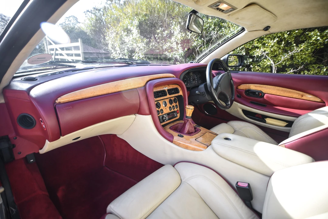 1999 Aston Martin DB7 Vantage - Image 13 of 24