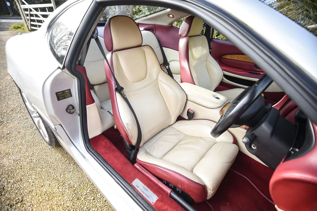 1999 Aston Martin DB7 Vantage - Image 19 of 24