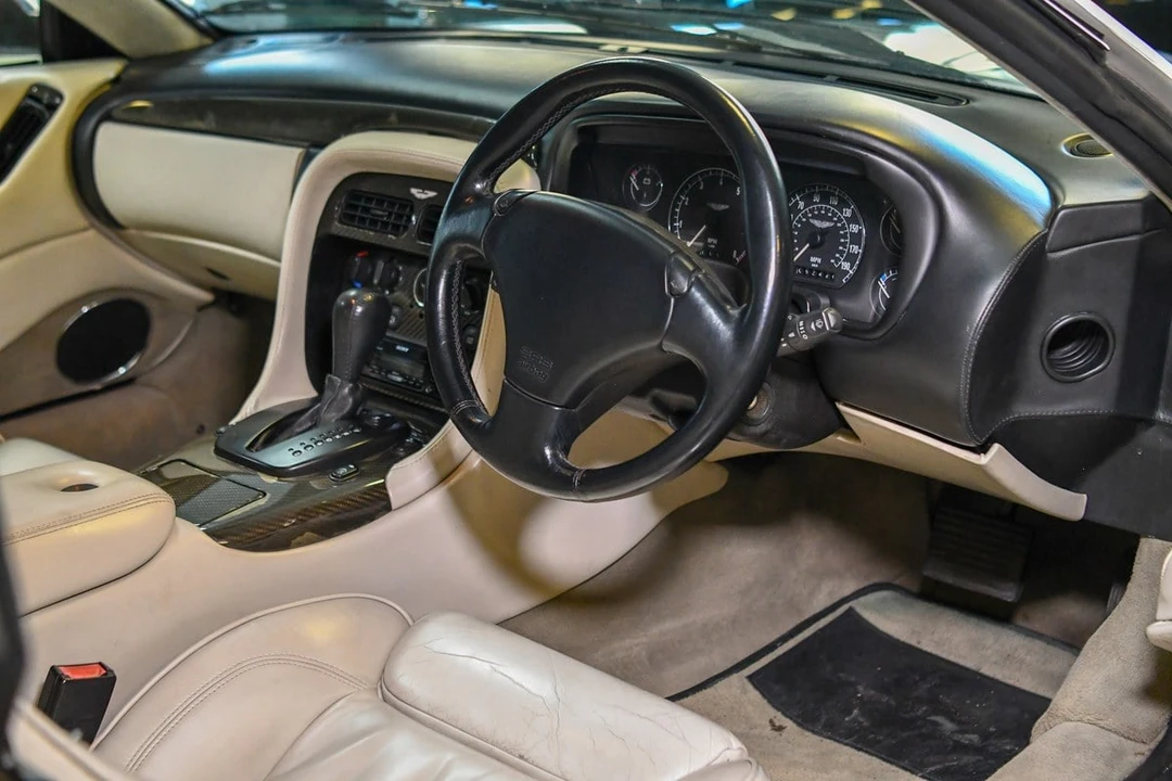 1999 Aston Martin DB7 Vantage - Image 27 of 30