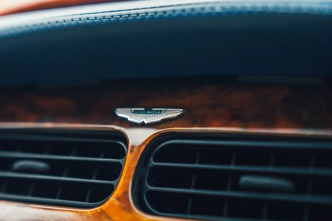 1999 Aston Martin DB7 Vantage - Image 28 of 30