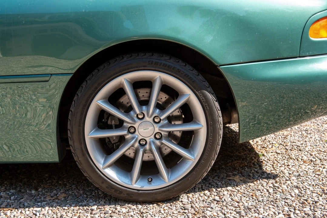 1999 Aston Martin DB7 Vantage - Image 24 of 30