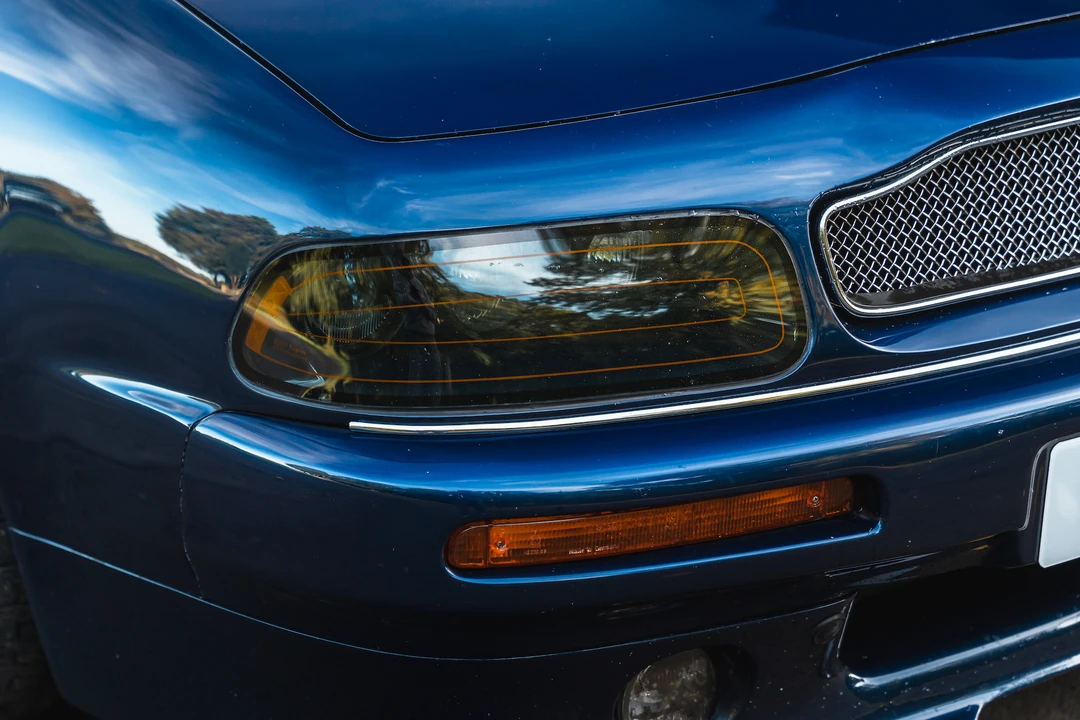 1999 Aston Martin V8 Coupe - Image 24 of 31