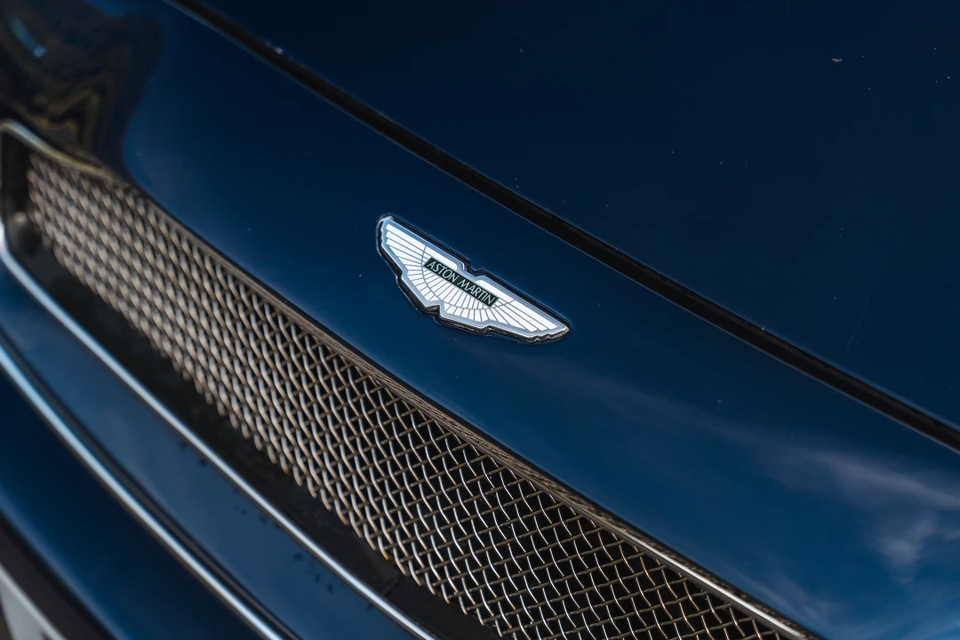 1999 Aston Martin V8 Coupe - Image 28 of 31