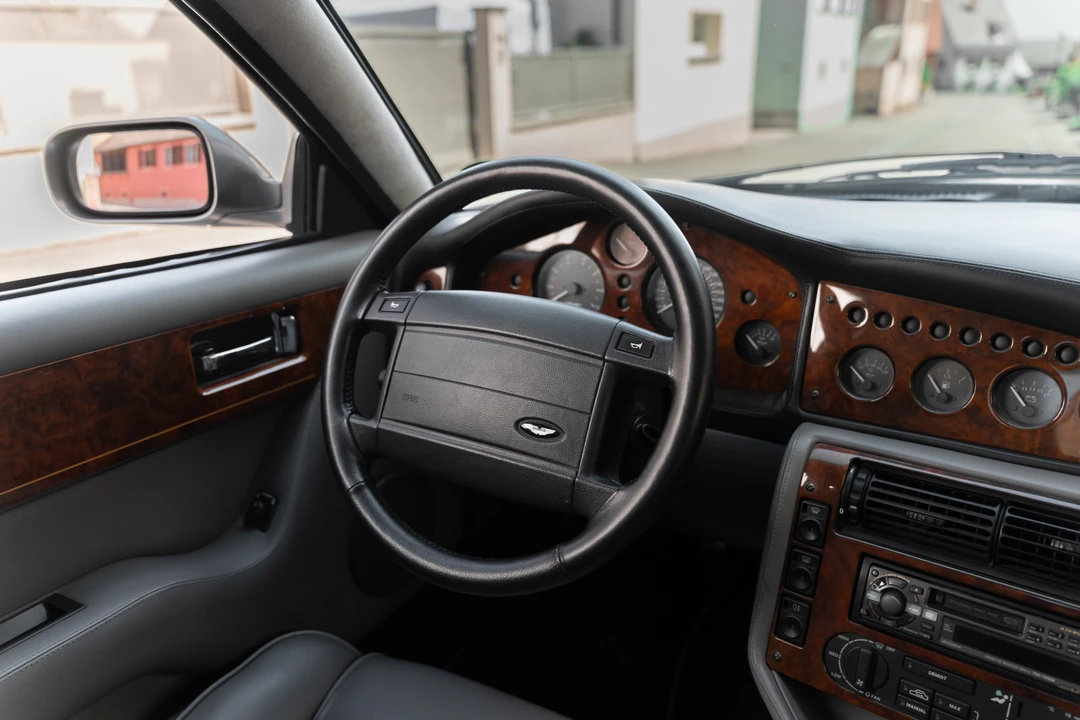 1999 Aston Martin Vantage (1993-2000) - Image 4 of 6