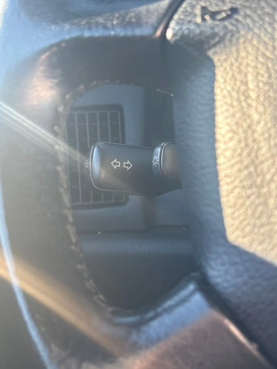 1999 Audi F103 - Image 17 of 31