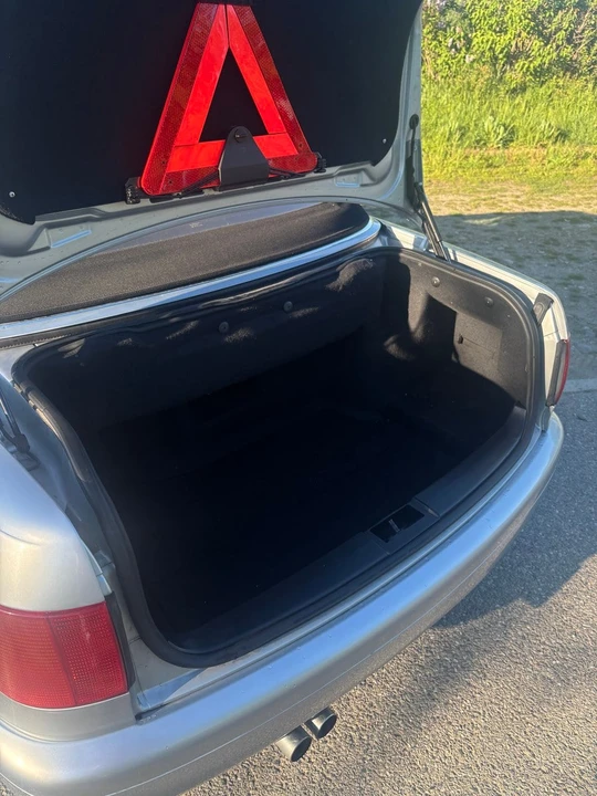 1999 Audi F103 - Image 29 of 31