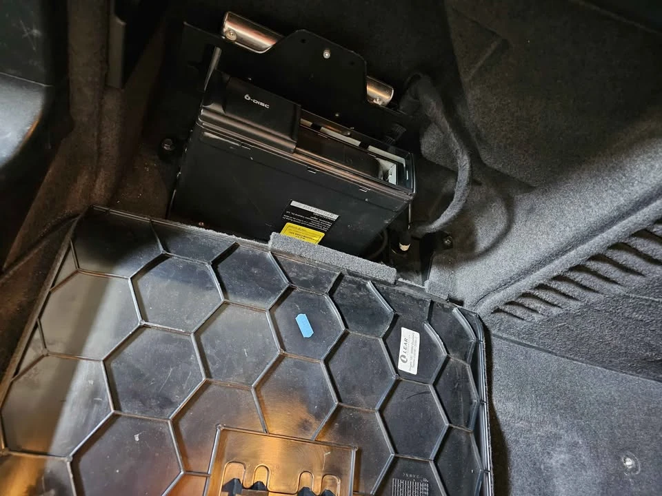 1999 Audi D2 A8 - Image 18 of 20