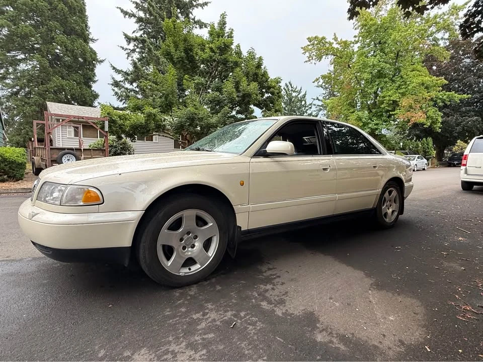 1999 Audi D2 A8 - Image 3 of 9