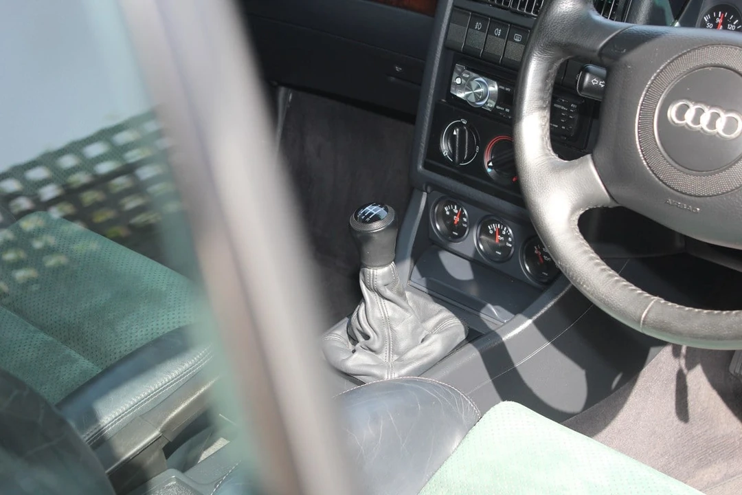 1999 Audi Coupe & Cabriolet - Image 28 of 30