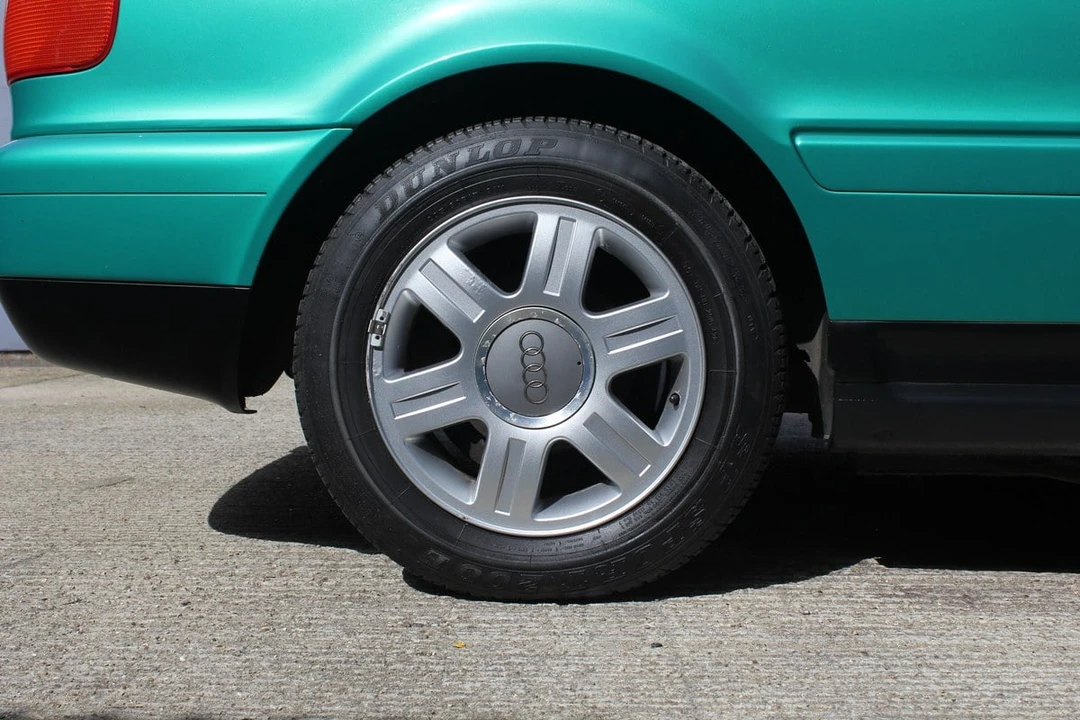 1999 Audi Coupe & Cabriolet - Image 15 of 30