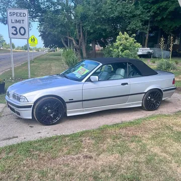 1999 BMW 3 Series 323i Convertible 2D