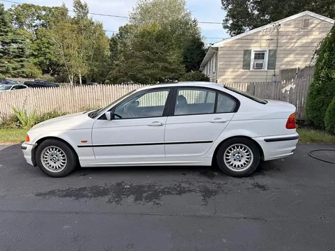 1999 BMW 3 Series 323i Sedan