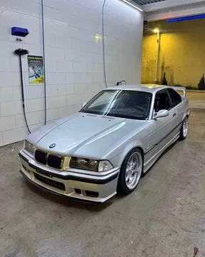 1999 BMW 3 Series 323is Coupe 2D