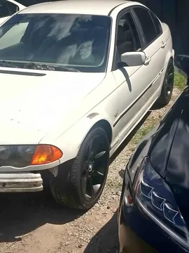 1999 BMW 3 Series 325i Sedan 4D