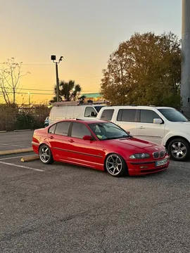 1999 BMW 323i Sedan