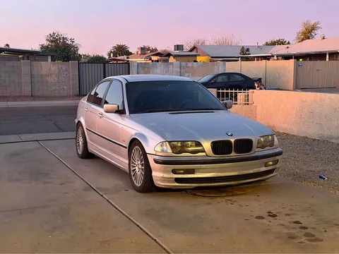 1999 BMW 3 Series 323i Sedan