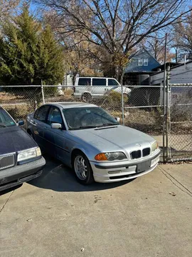 1999 BMW 323i Sedan