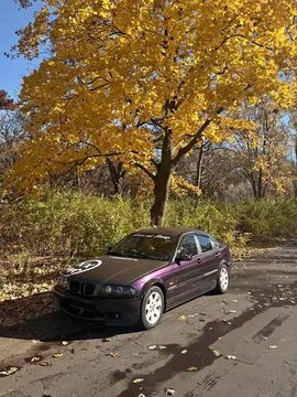 1999 BMW 323i Sedan