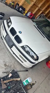 1999 BMW 3 Series 328i Sedan