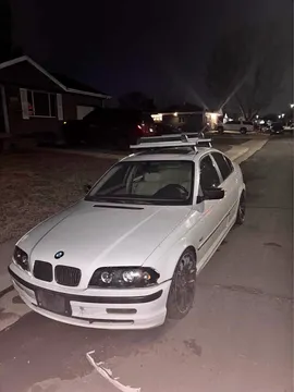 1999 BMW 328i Sedan