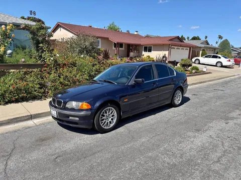 1999 BMW 328i Sedan