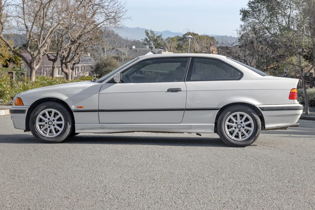 1999 BMW E36 3 Series - Image 3 of 31