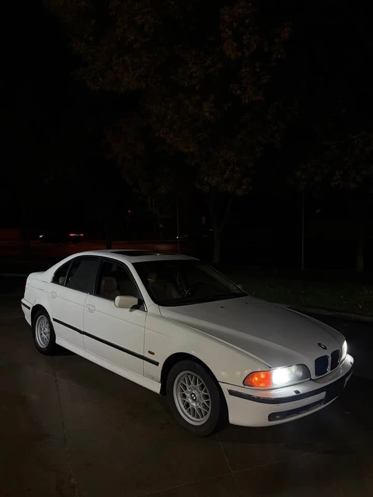 1999 BMW E39 5 Series - Image 4 of 4