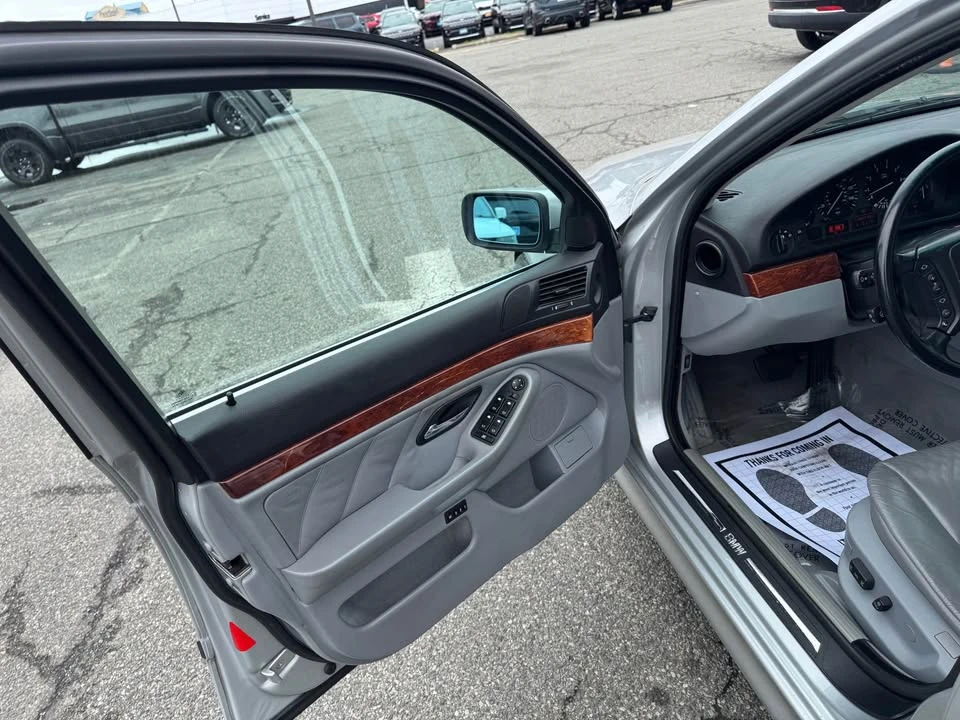 1999 BMW E39 5 Series - Image 9 of 10