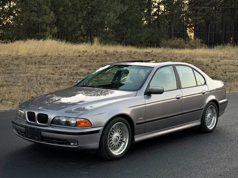 1999 BMW 5 Series 528i Sedan 4D
