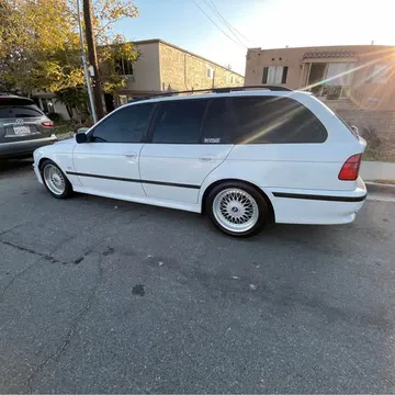 1999 BMW 5 Series 528iT Wagon